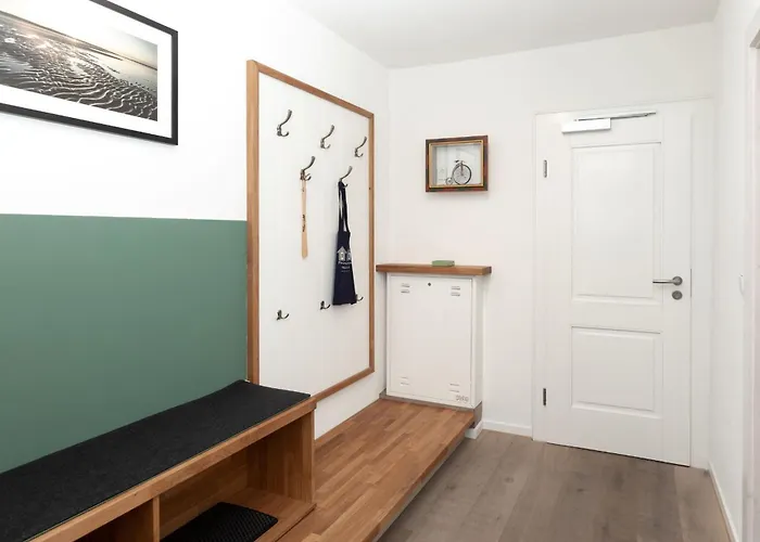 アパート Dingi ユイスト